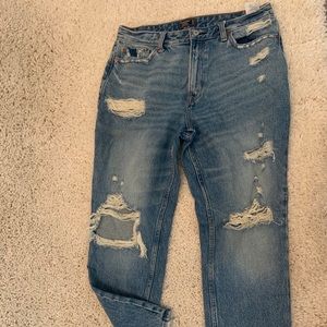 Abercrombie & Fitch Mom Jean